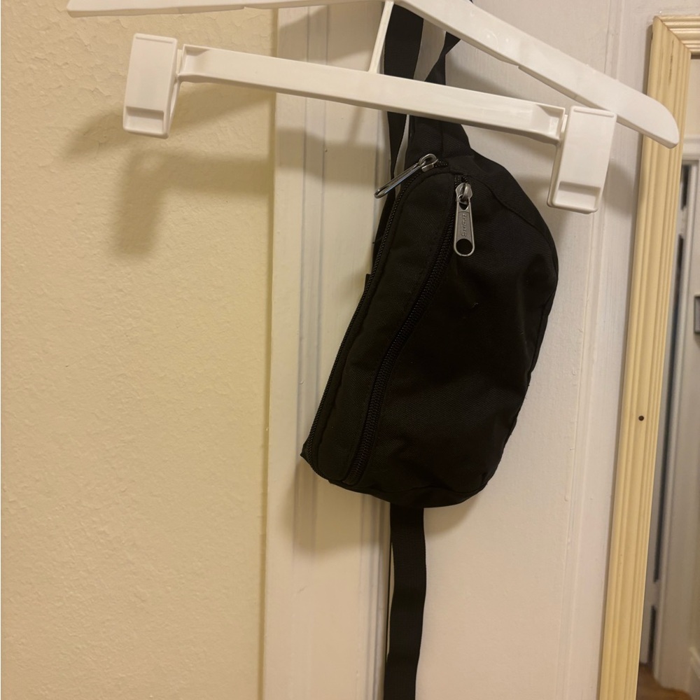 Black Belt Bag with Compact Design and Zipper
